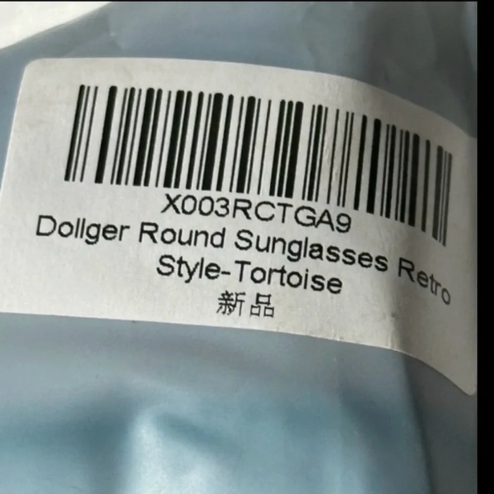 Dollger Classic Round / Cateye Sunglasses‎ for Men or Women Retro Shades UV400